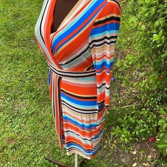 STRIPE Dress - Picture 5 of 7